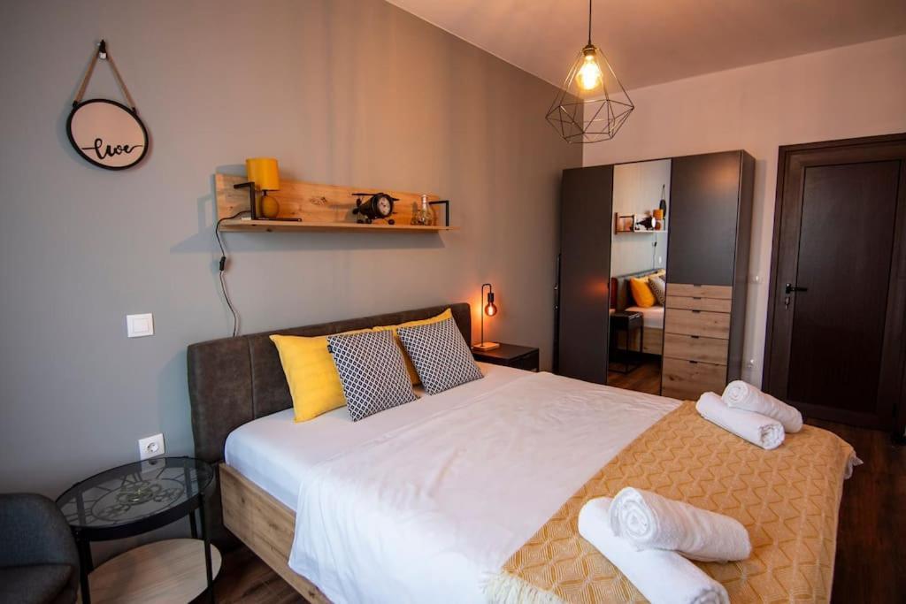 Аpartment With Free Parking Apartment Sofia Luaran gambar